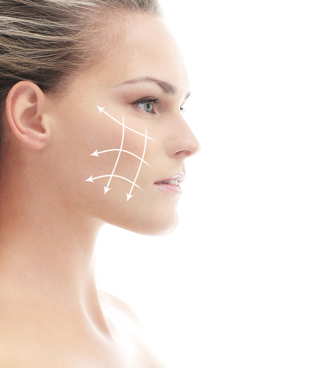 年轻的女人脸部面部整形整容