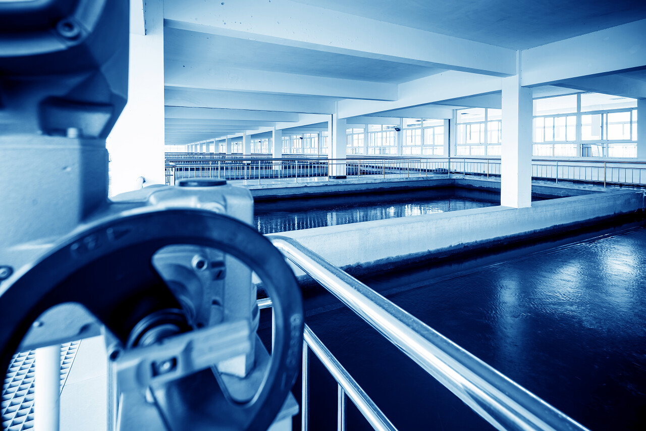 现代室内景观的城市污水处理厂