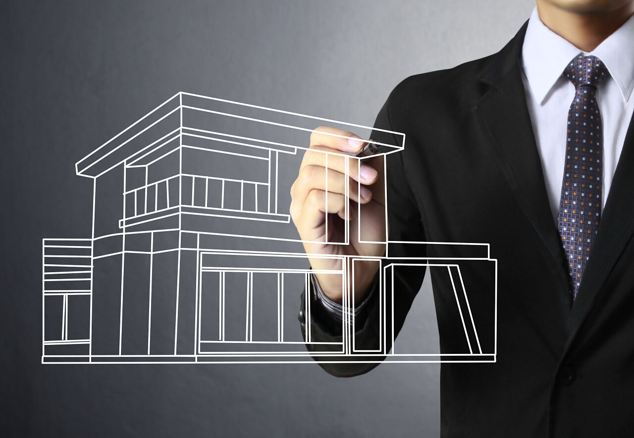 手绘图在白板上的房子