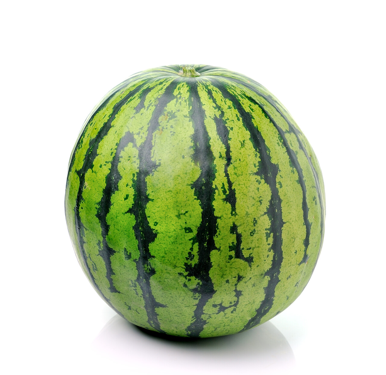 白色背景的西瓜