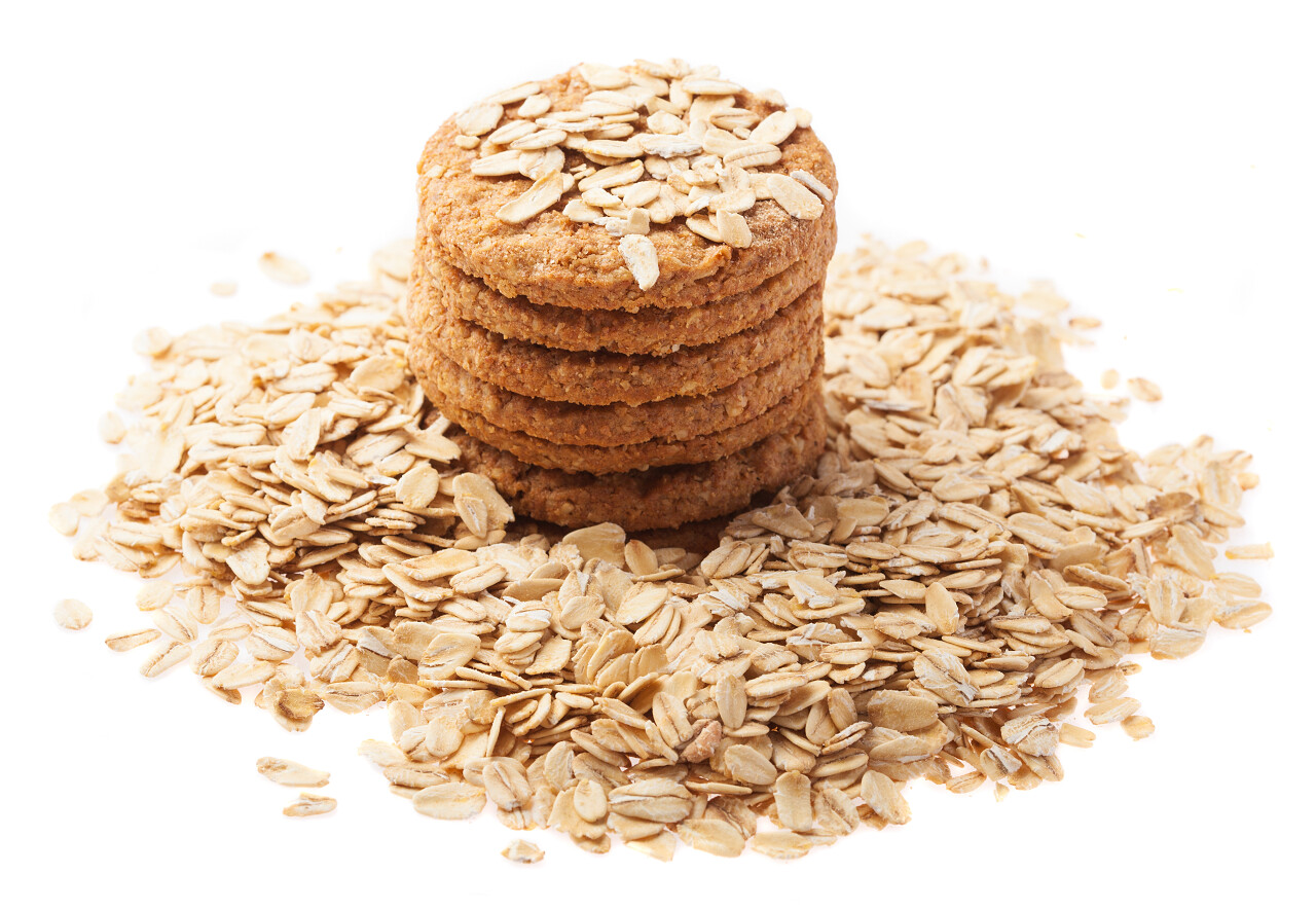 一堆燕麦和饼干