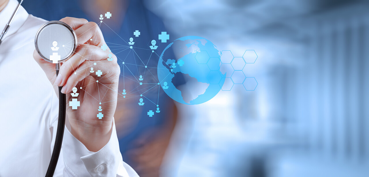 工作与现代计算机接口作为医疗概念的医学医生医疗平台