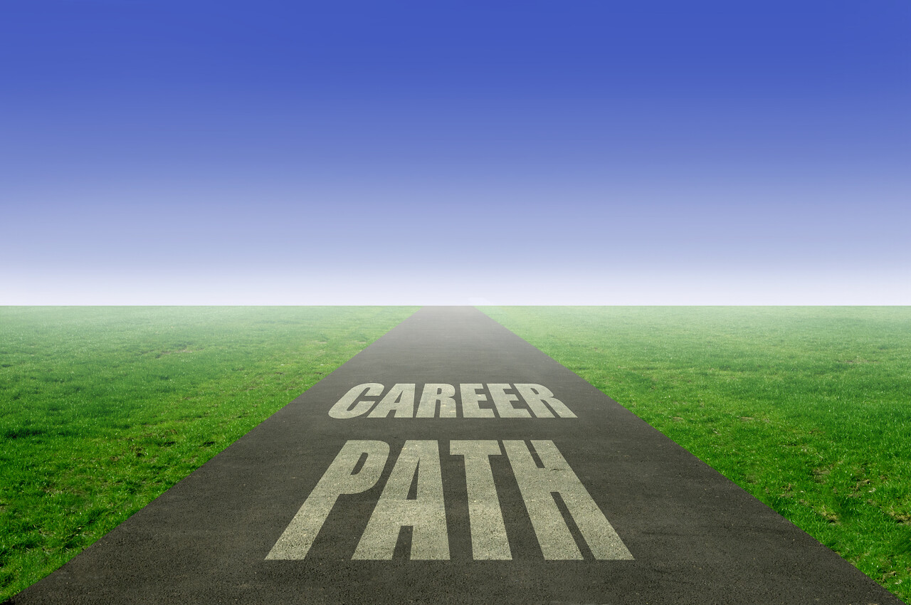 职业生涯路径的概念开阔的道路通向地平线