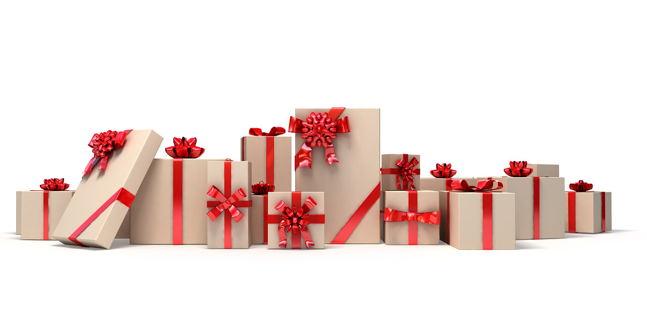 系红色丝带的多种各样的礼物盒子