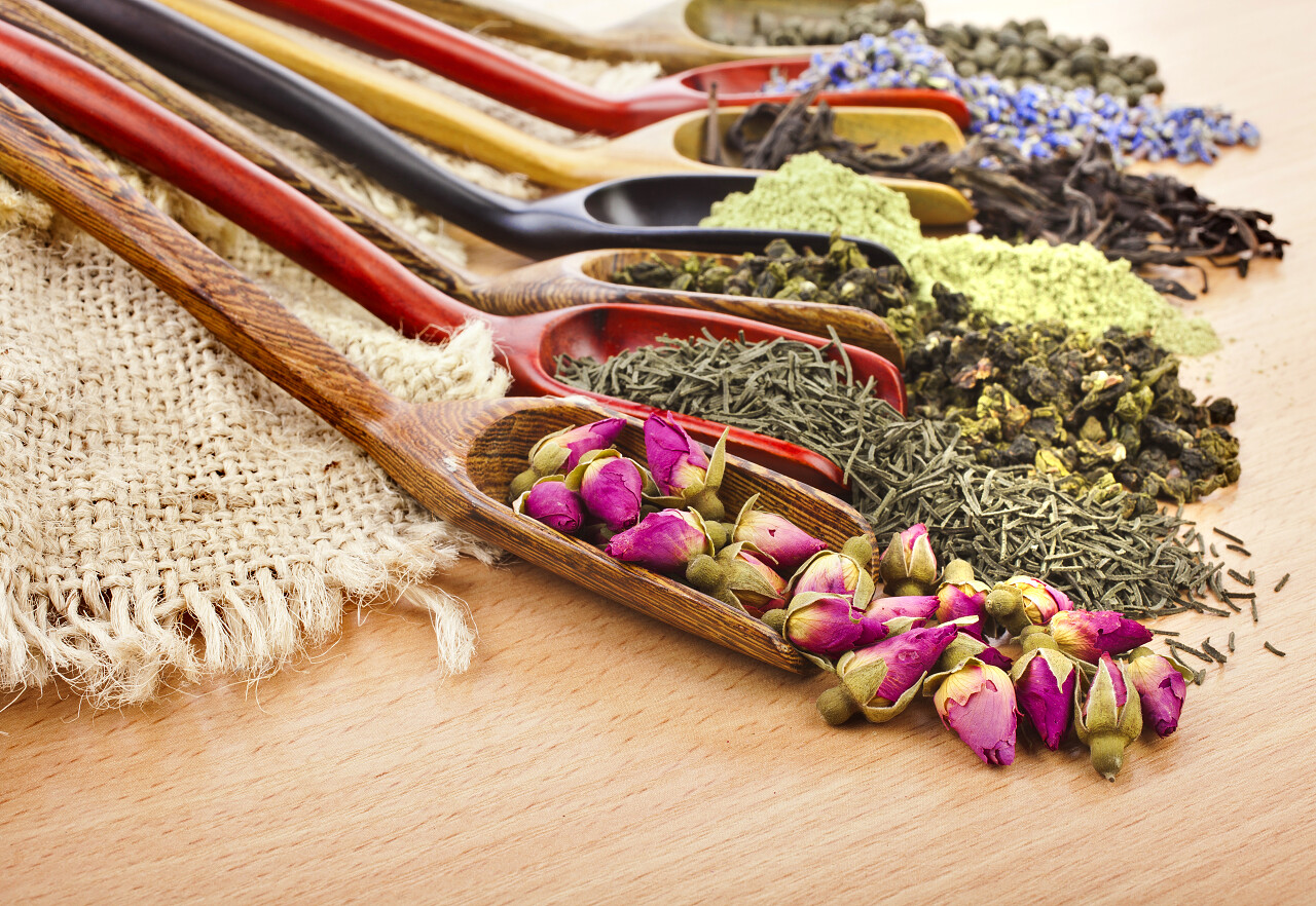 各种各样的干茶