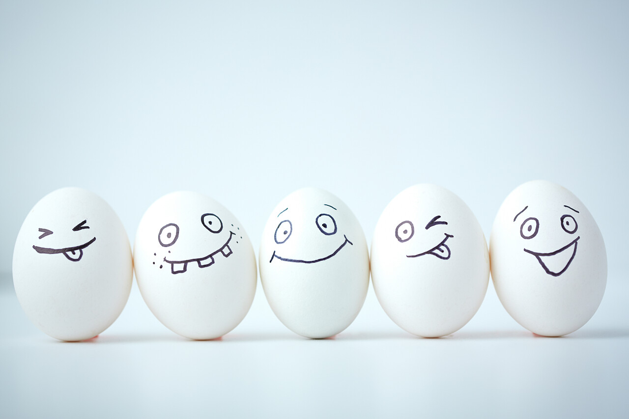 鸡蛋和不同的面部表情二十四节气24节气立夏