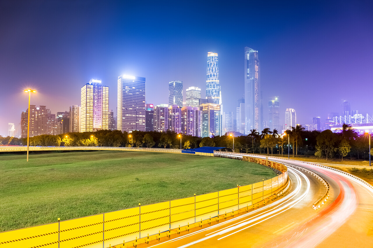 现代建筑城市广州珠江新城夜景道路广州