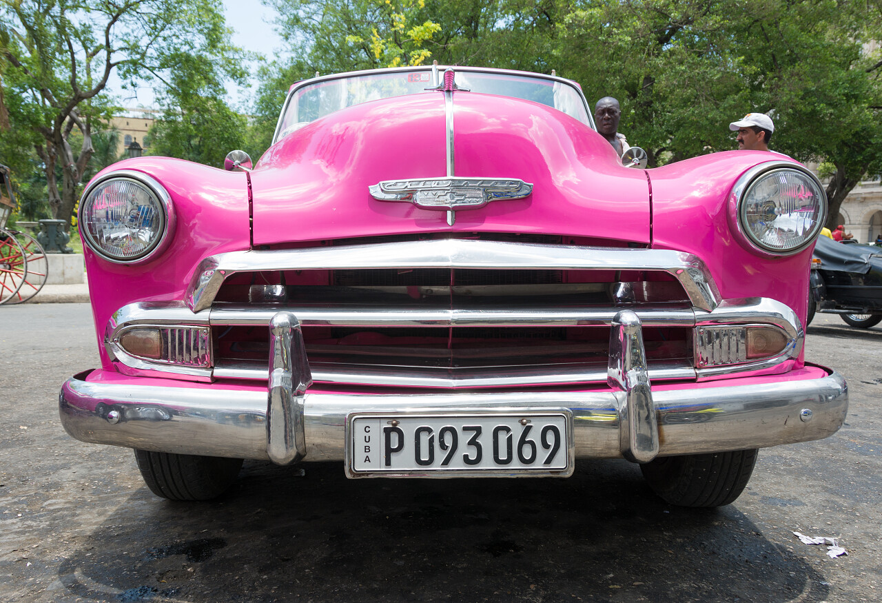 粉红色的老爷车