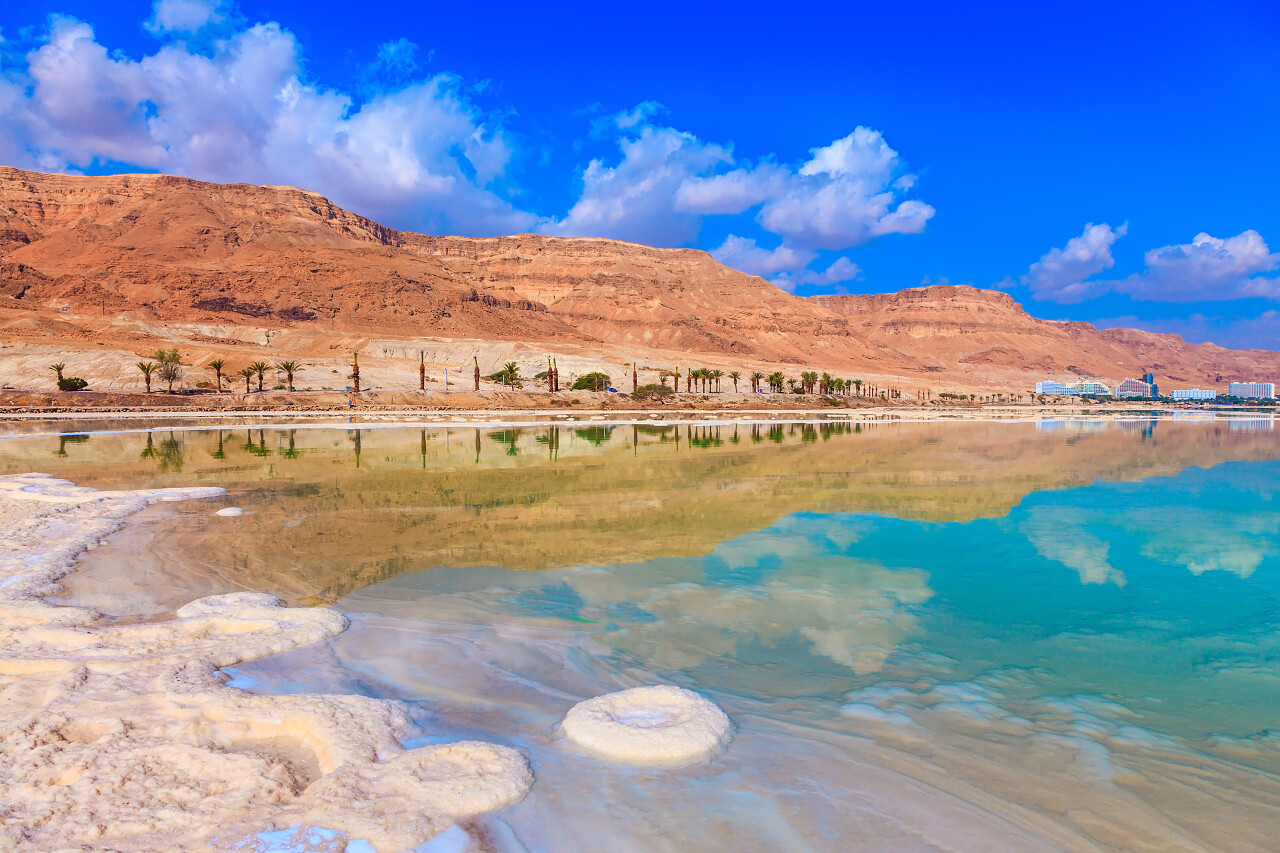 蓝色美丽蒸发盐作用死海水下降的图片