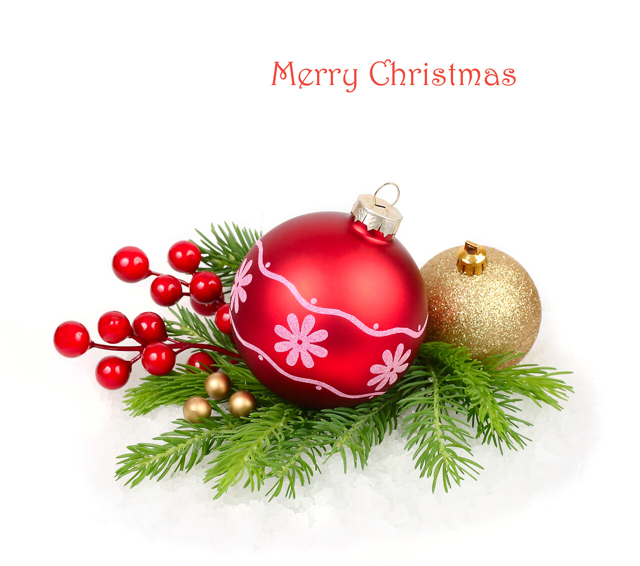 白色背景庆祝圣诞节的圣诞树枝上的红色和金色圣诞球