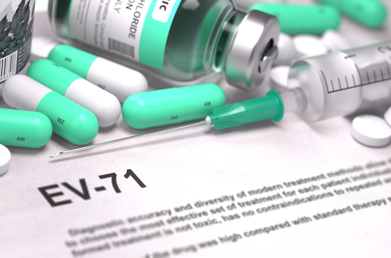 打印诊断书上药物成分薄荷绿丸注射剂和注射器医疗