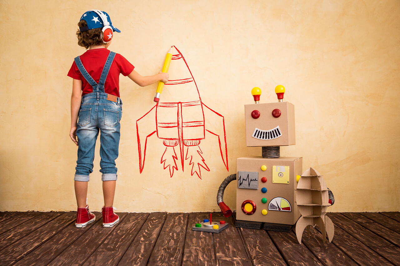 孩子玩具机器人家里