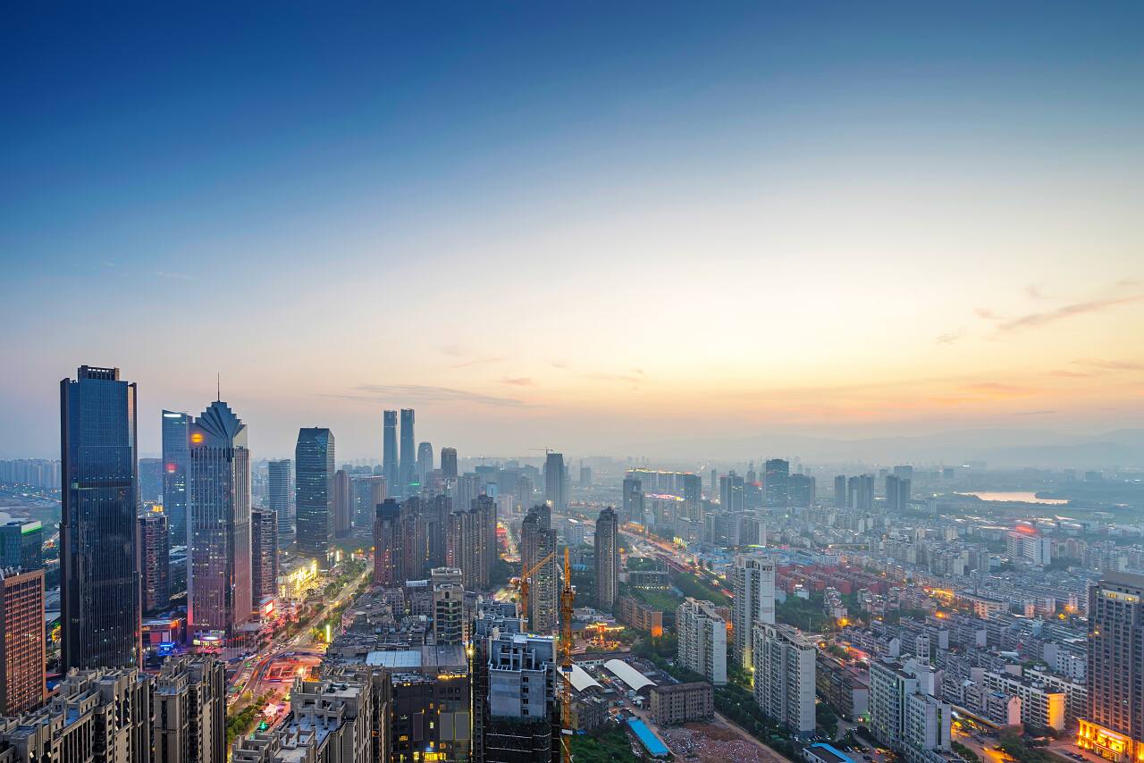 蓝天白云下中国南昌的高楼大厦南昌旅游