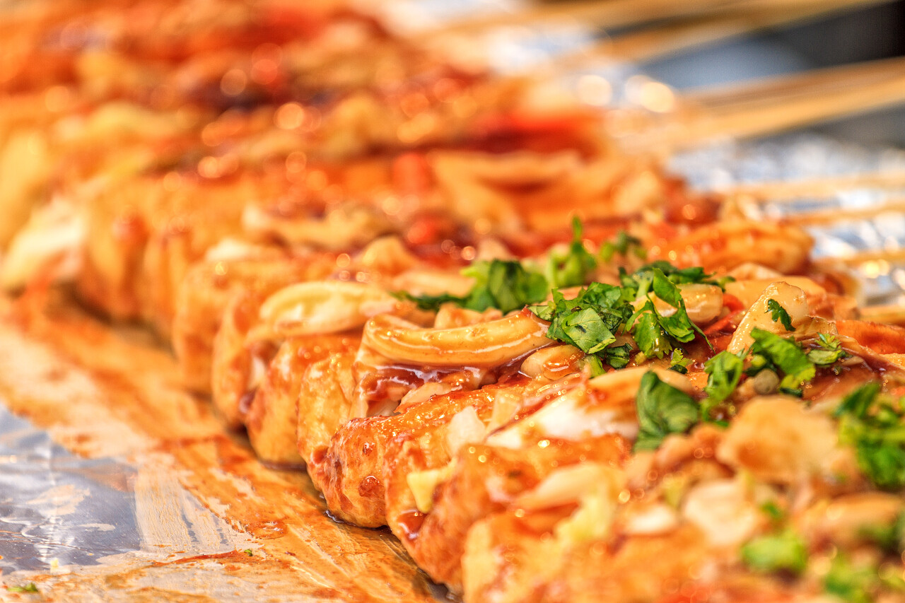 街头夜市的烧烤臭豆腐