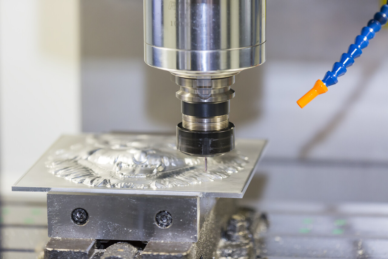 秘密加工数控中心上的精密零件