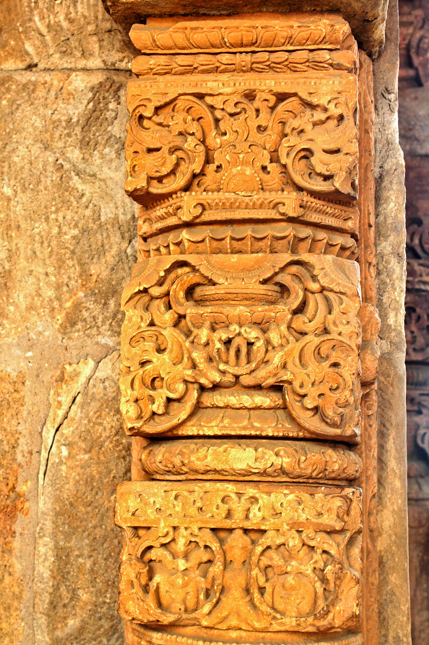 手工雕刻的花朵特写