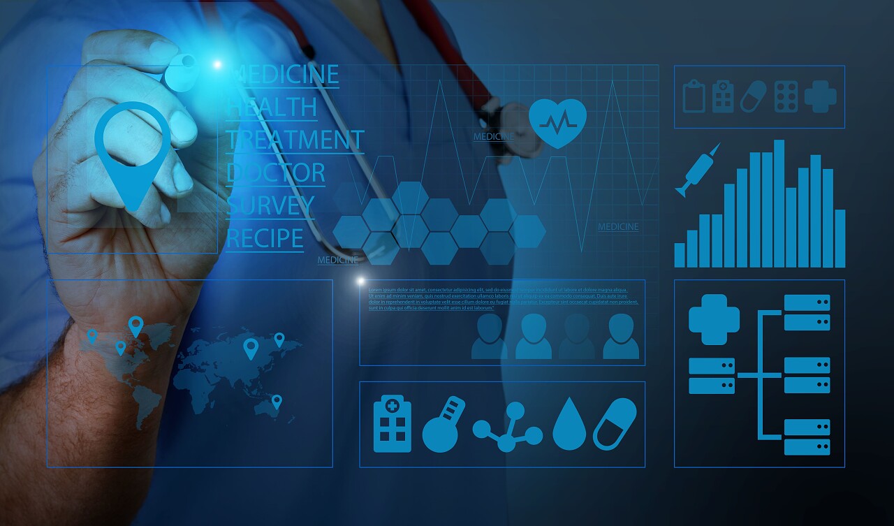 医疗图标和戴着听诊器的医生医疗平台