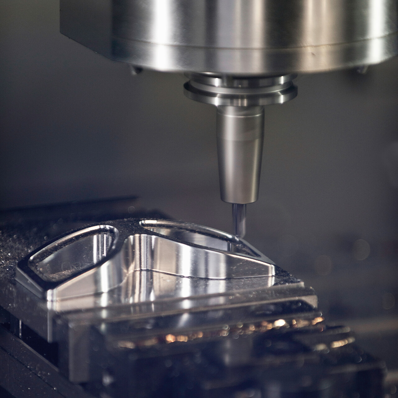 金属设备机械厂自动化工厂机械生产设备先进机械机械设备