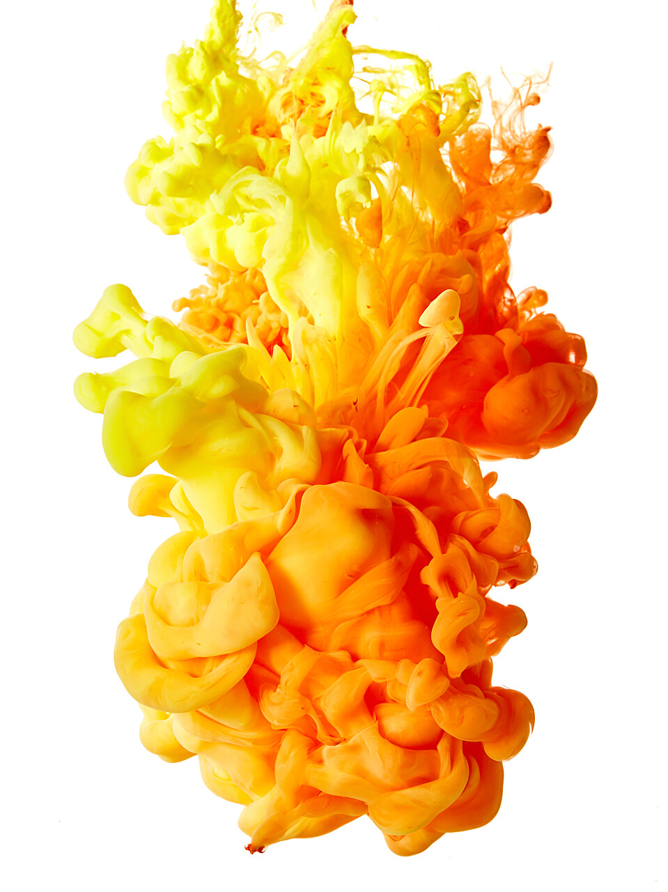 橙色黄色渐变墨水水中墨水散开墨水抽象墨水