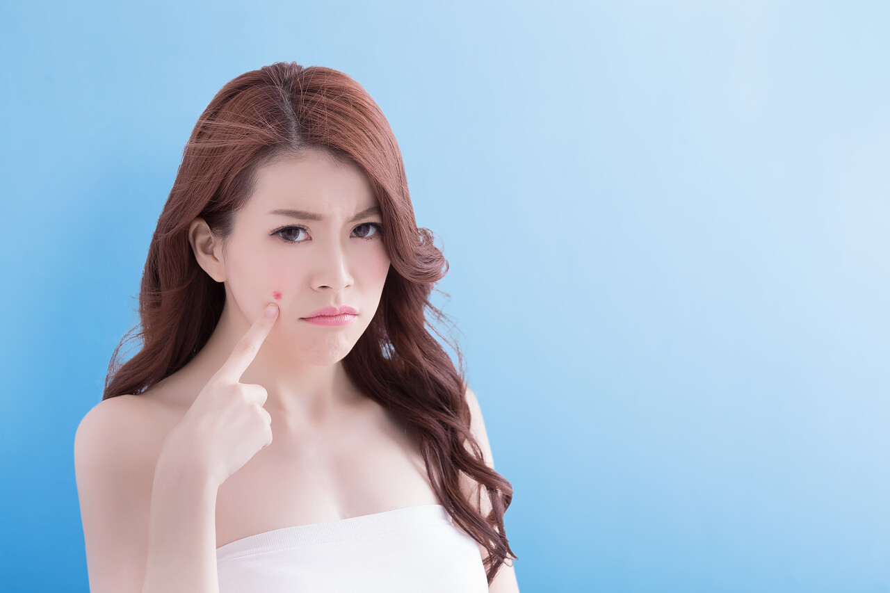 不开心的女人女性人物人像半身漂亮亚洲女人人物特写焦虑烦躁恼火烦躁