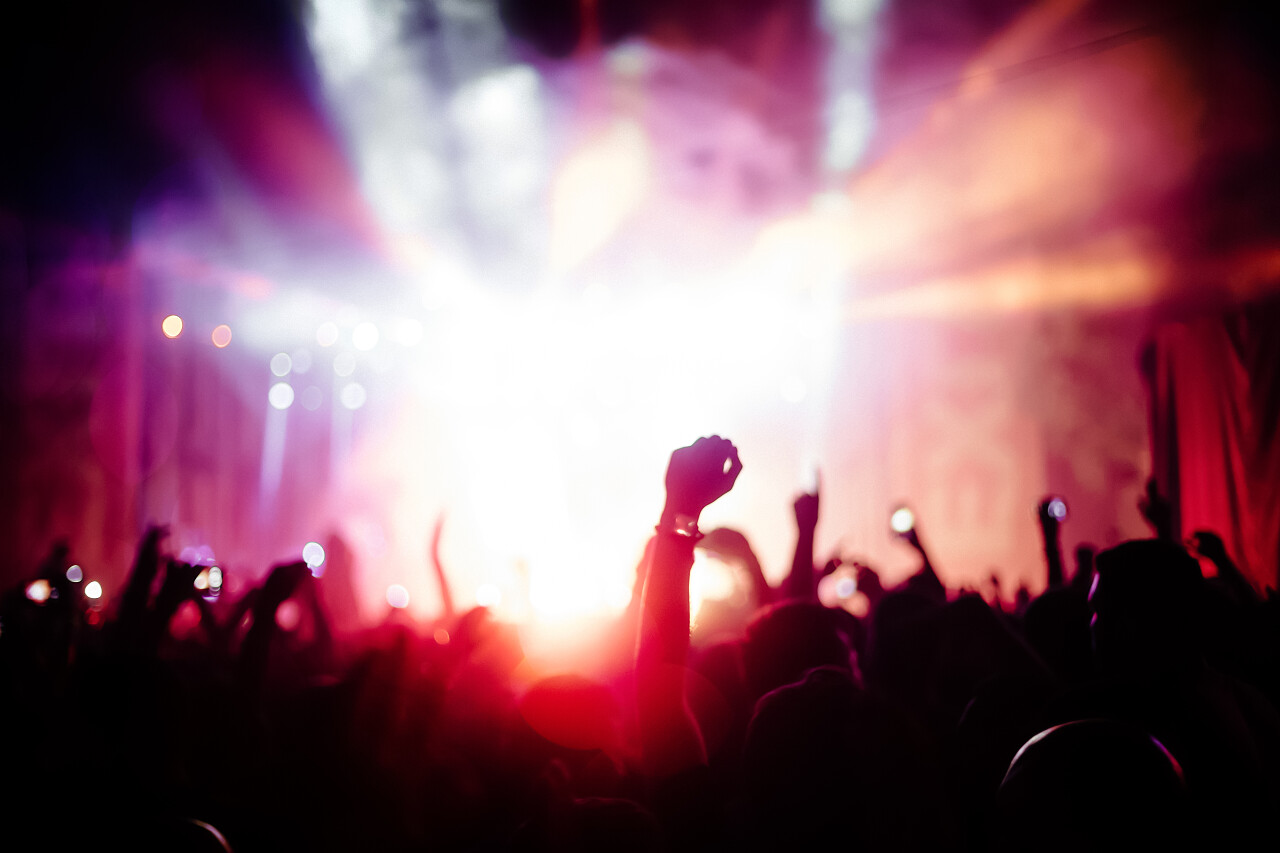 演唱会照片射灯灯光狂欢庆祝