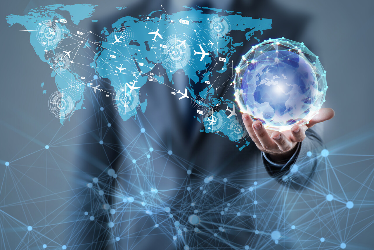 职场人士手托地球商务职场办公场所互联网背景