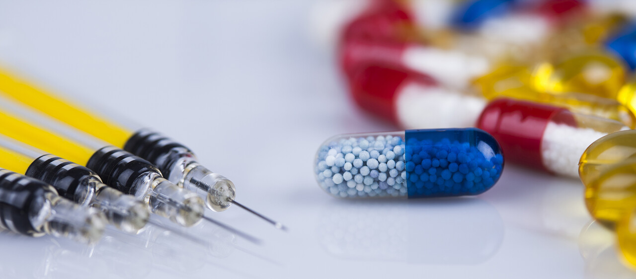 药品医生打针注射