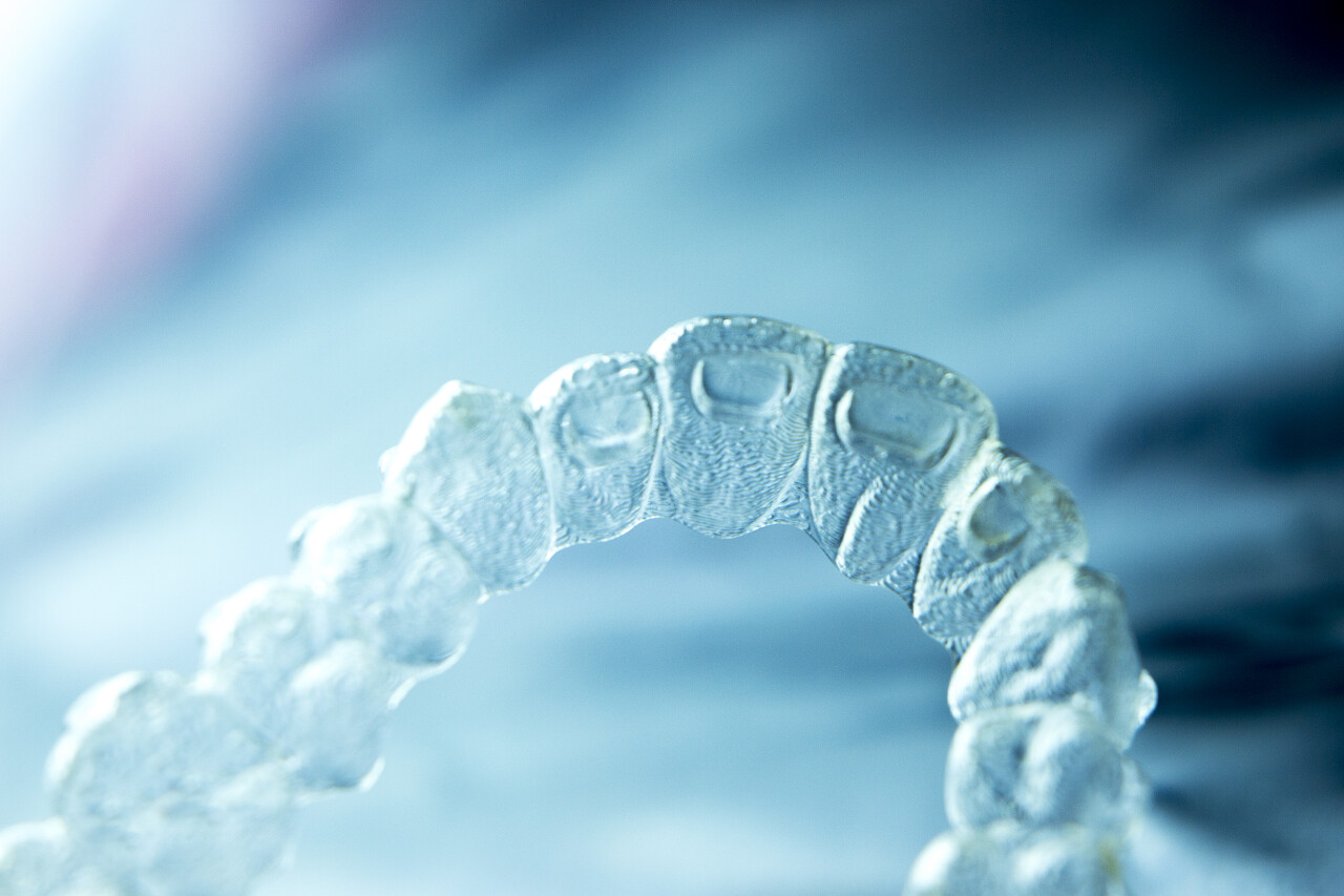 简约细胞放大镜牙齿矫正修复口腔牙齿口腔牙齿