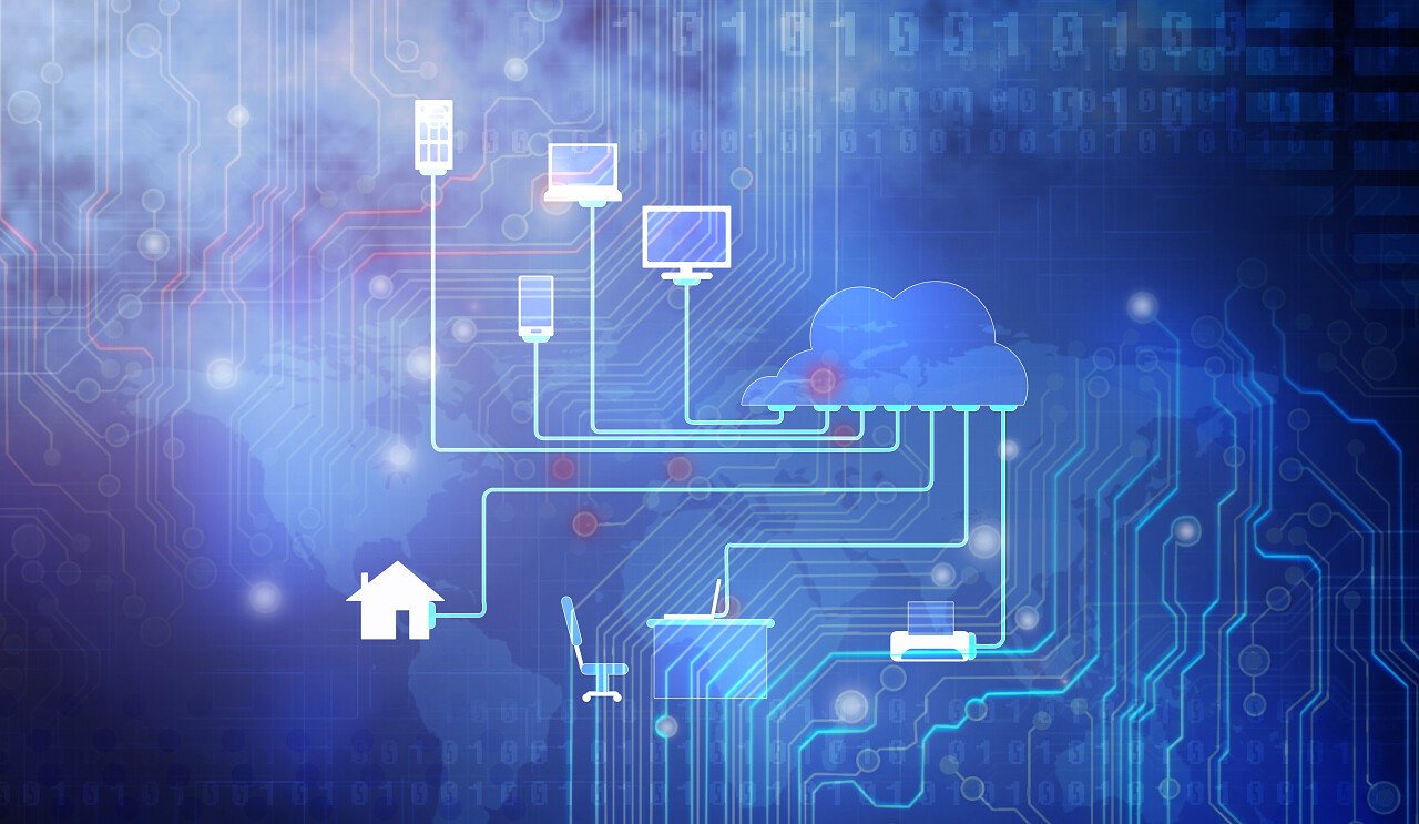 云在蓝色背景上的触摸屏