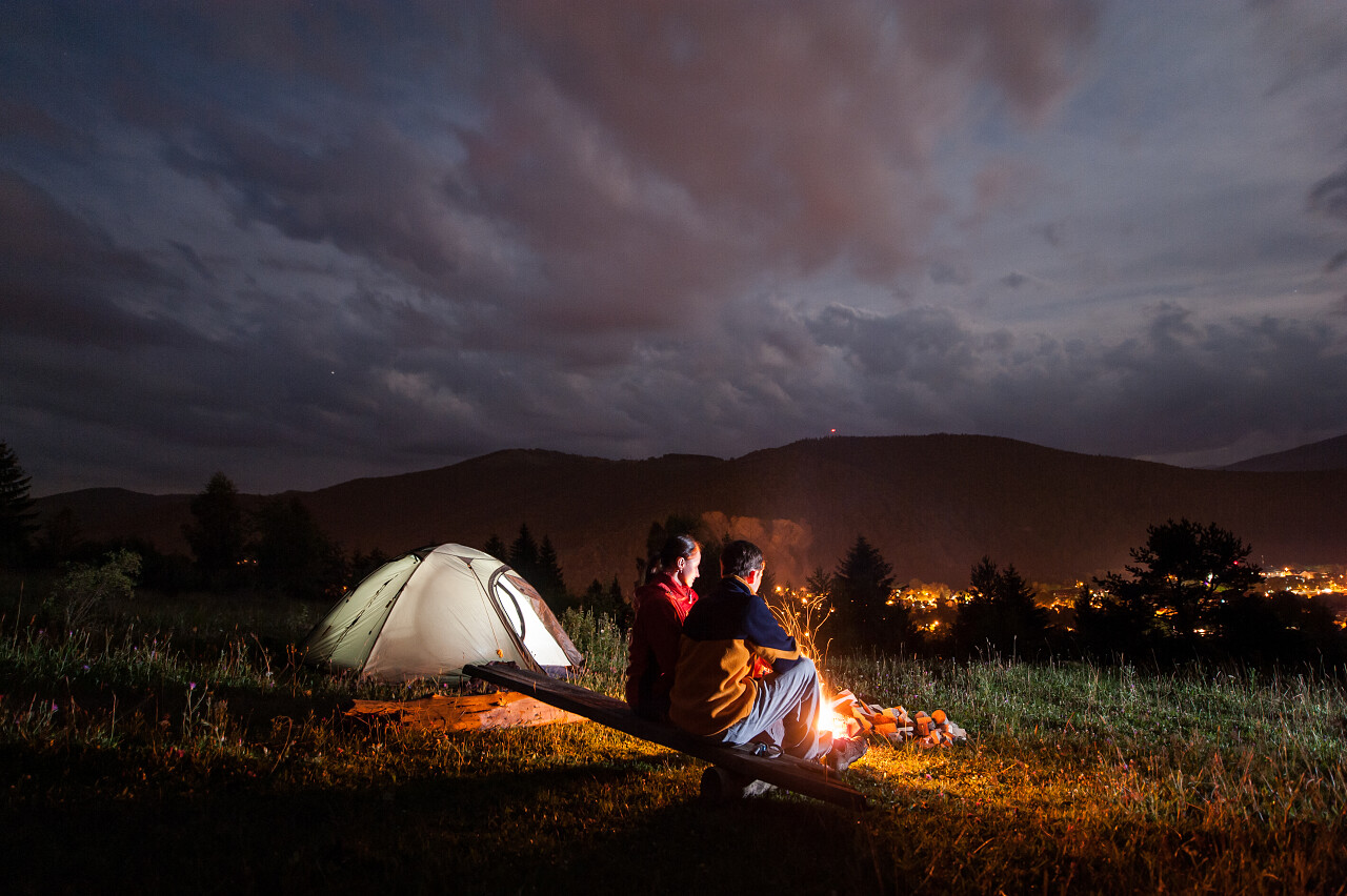 情侣野营