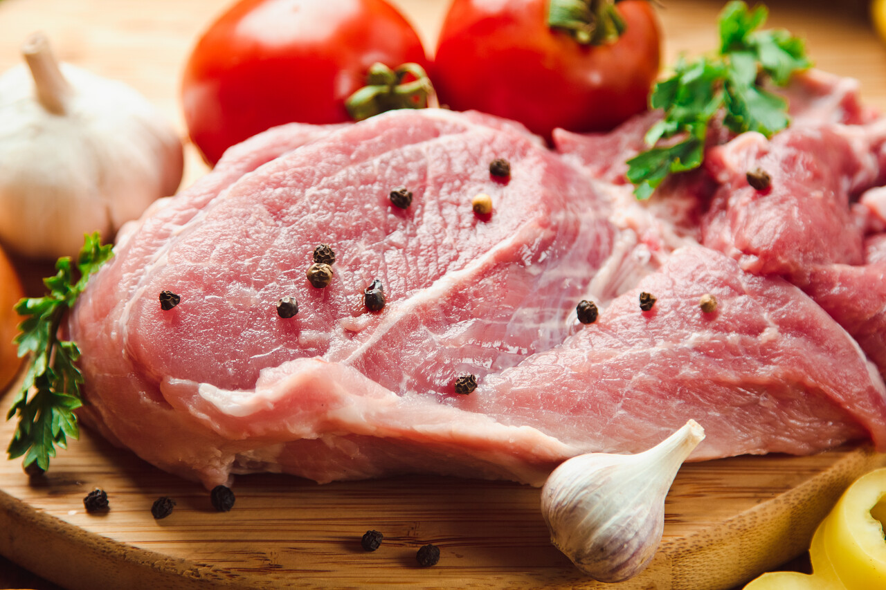 新鲜食材搭配午餐和晚餐