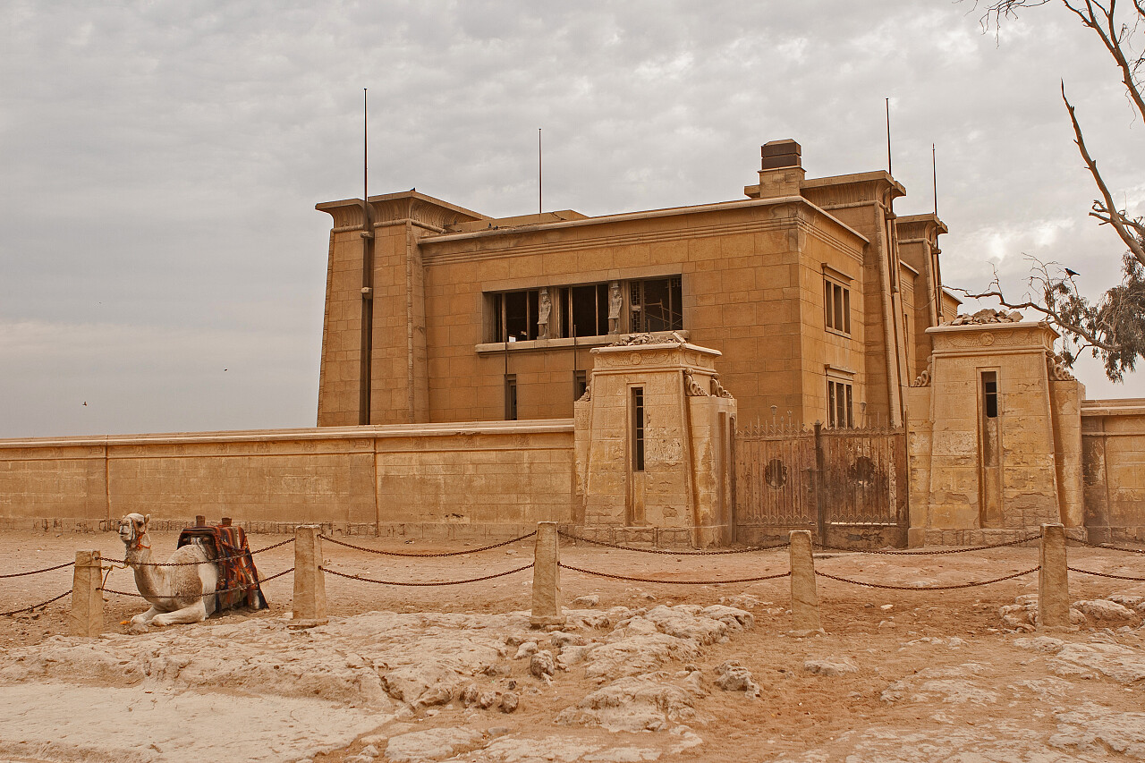 沙漠里的建筑埃及旅游沙漠旅游