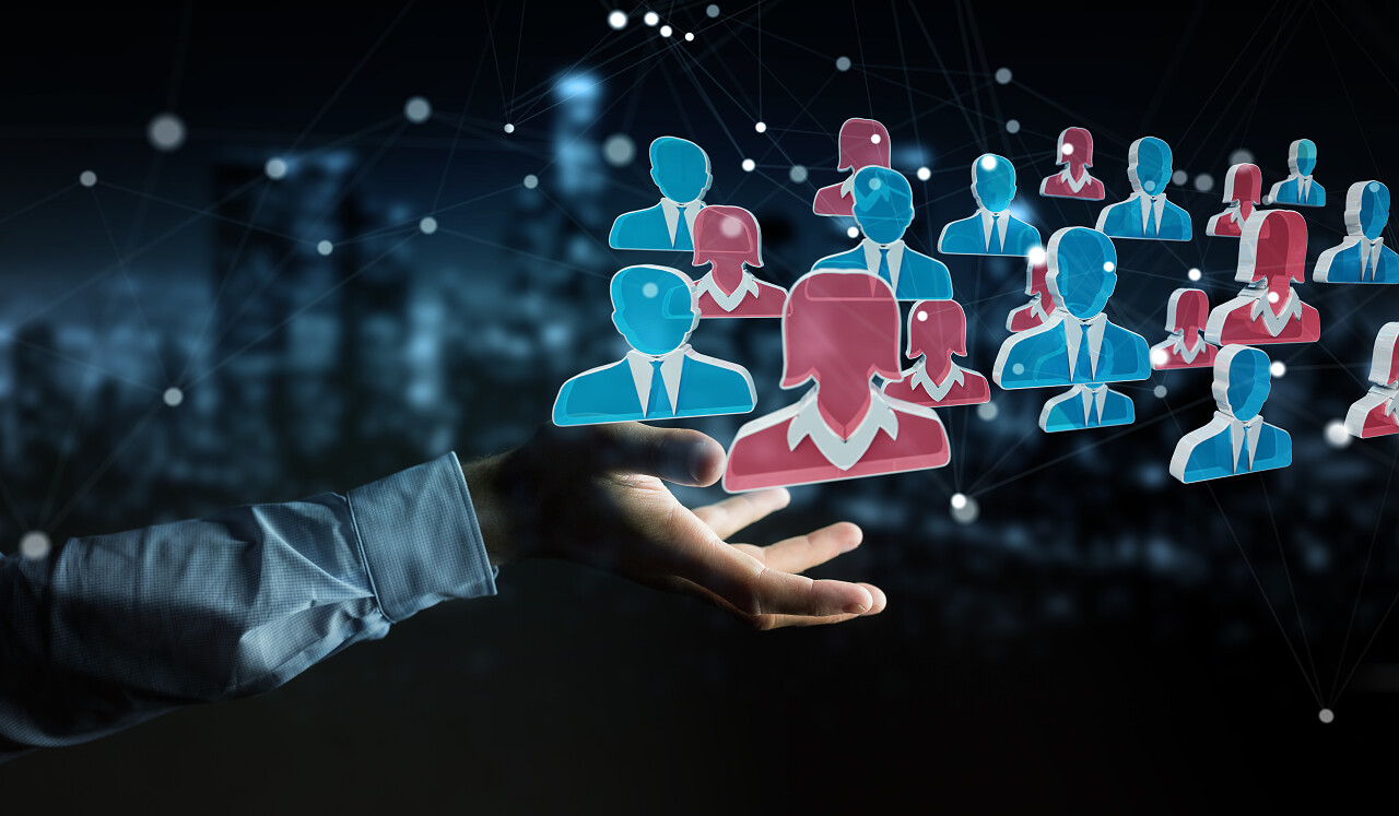 商人在模糊的背景招聘候选人的工作