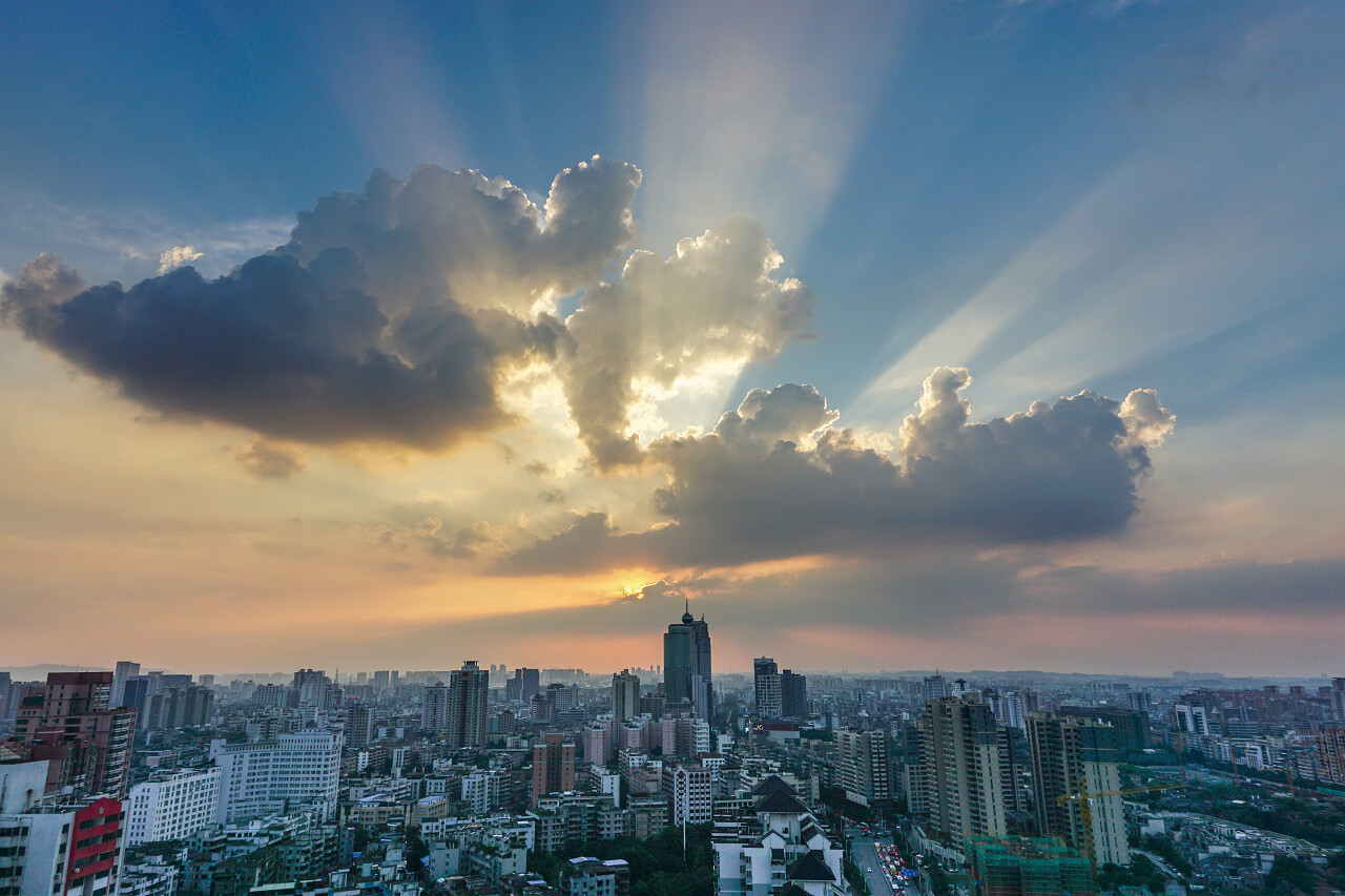 广东省佛山市的城市景观