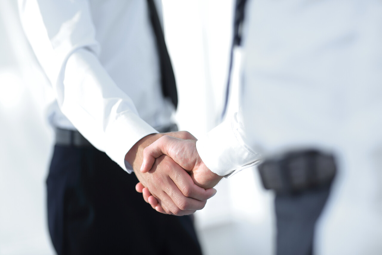 业务团队伙伴关系打招呼握手的概念合作团结握手企业团结团结人物合作平台商务人士合作握手