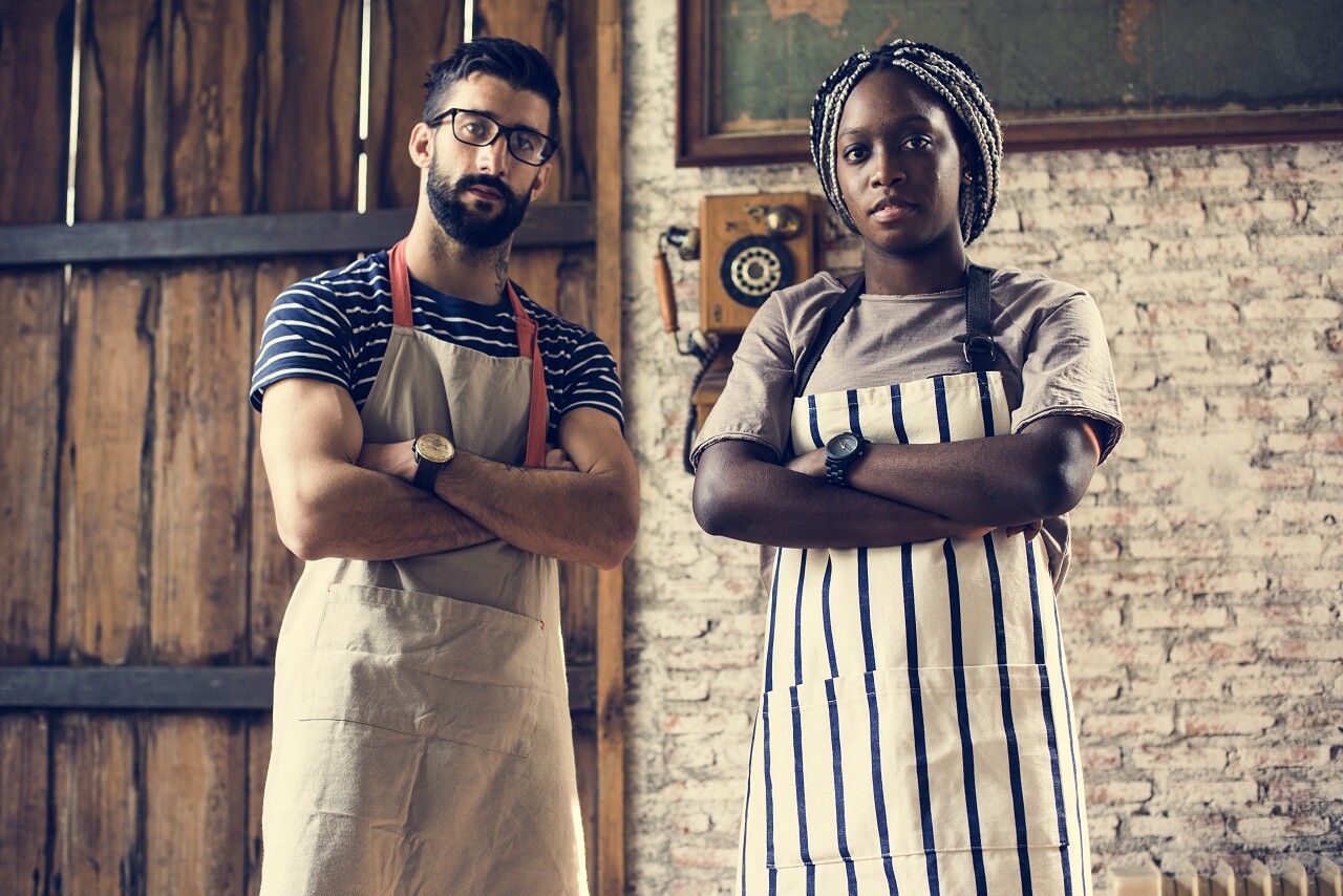 古董店的两个主人