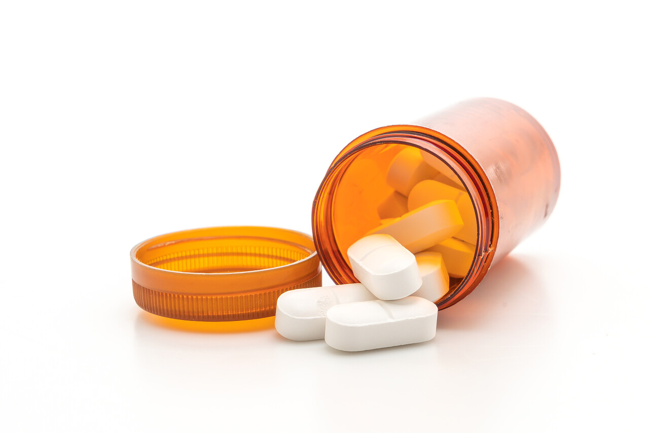 药瓶白色的药片