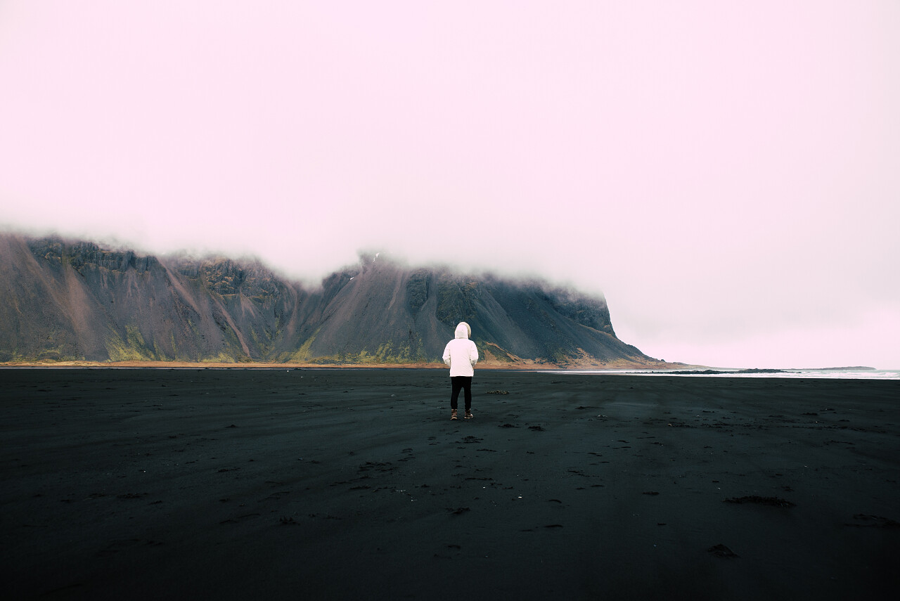流浪探险家发现冰岛自然奇观北欧冰岛旅游