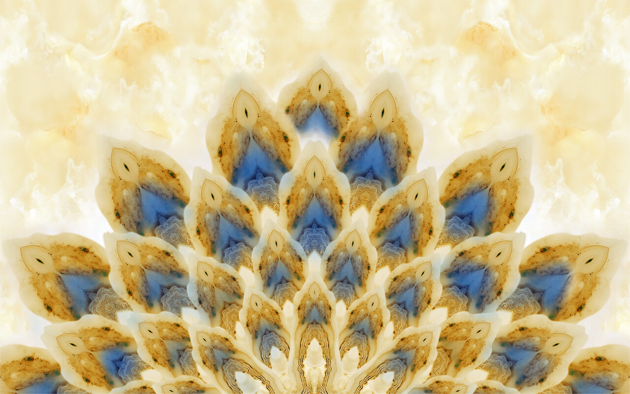 米色大理石背景和抽象米色与蓝色孔雀尾巴