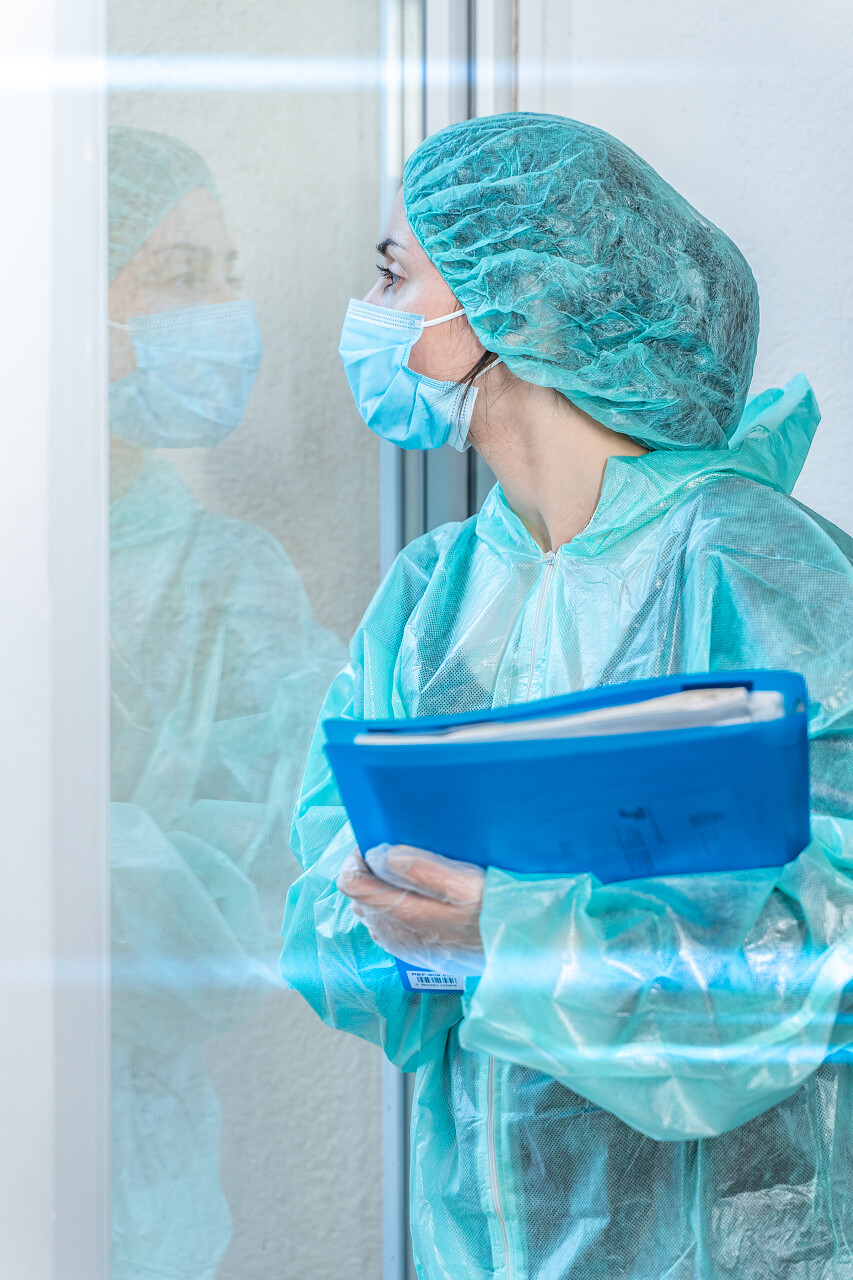 谢谢在医院工作的医生和护士们感谢他们