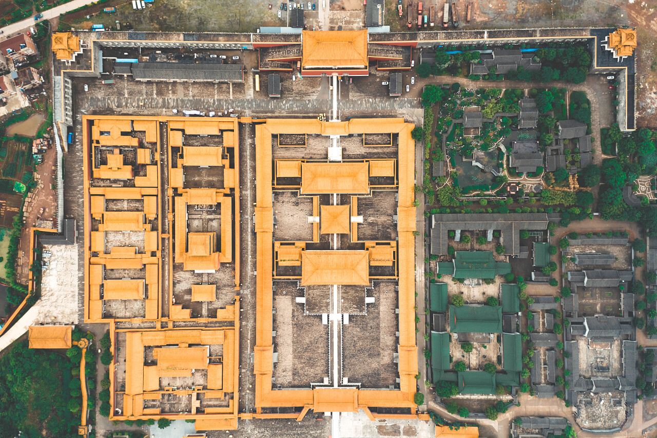 中国古代亚洲建筑群摄影图