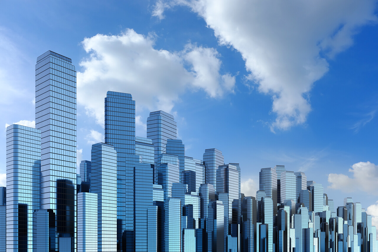 天蓝色背景的高层建筑