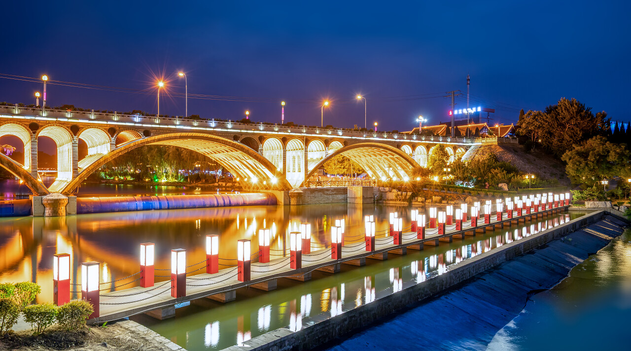 中国山东省青州古城夜景山东旅游