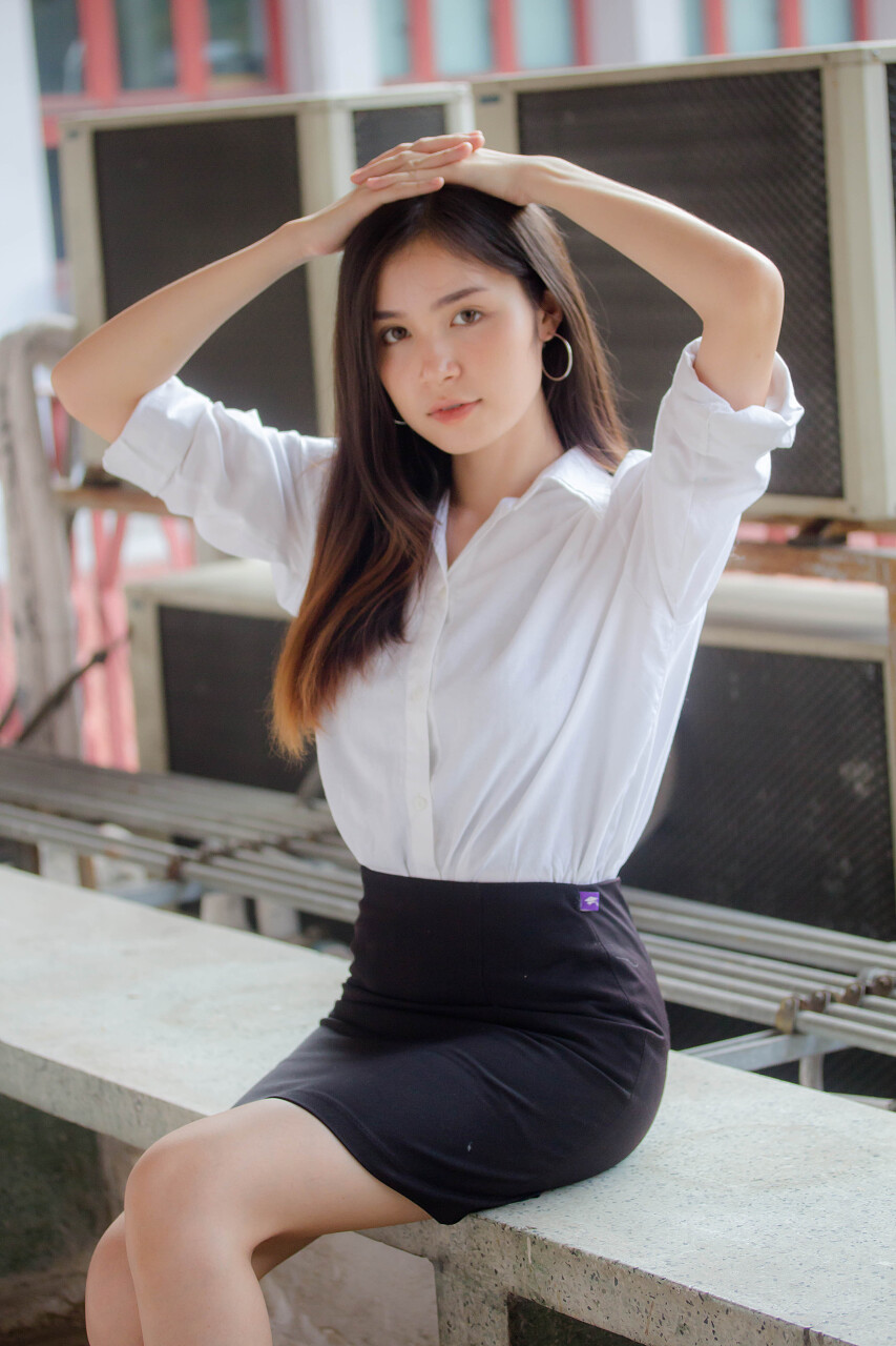 办公室里的女性职员