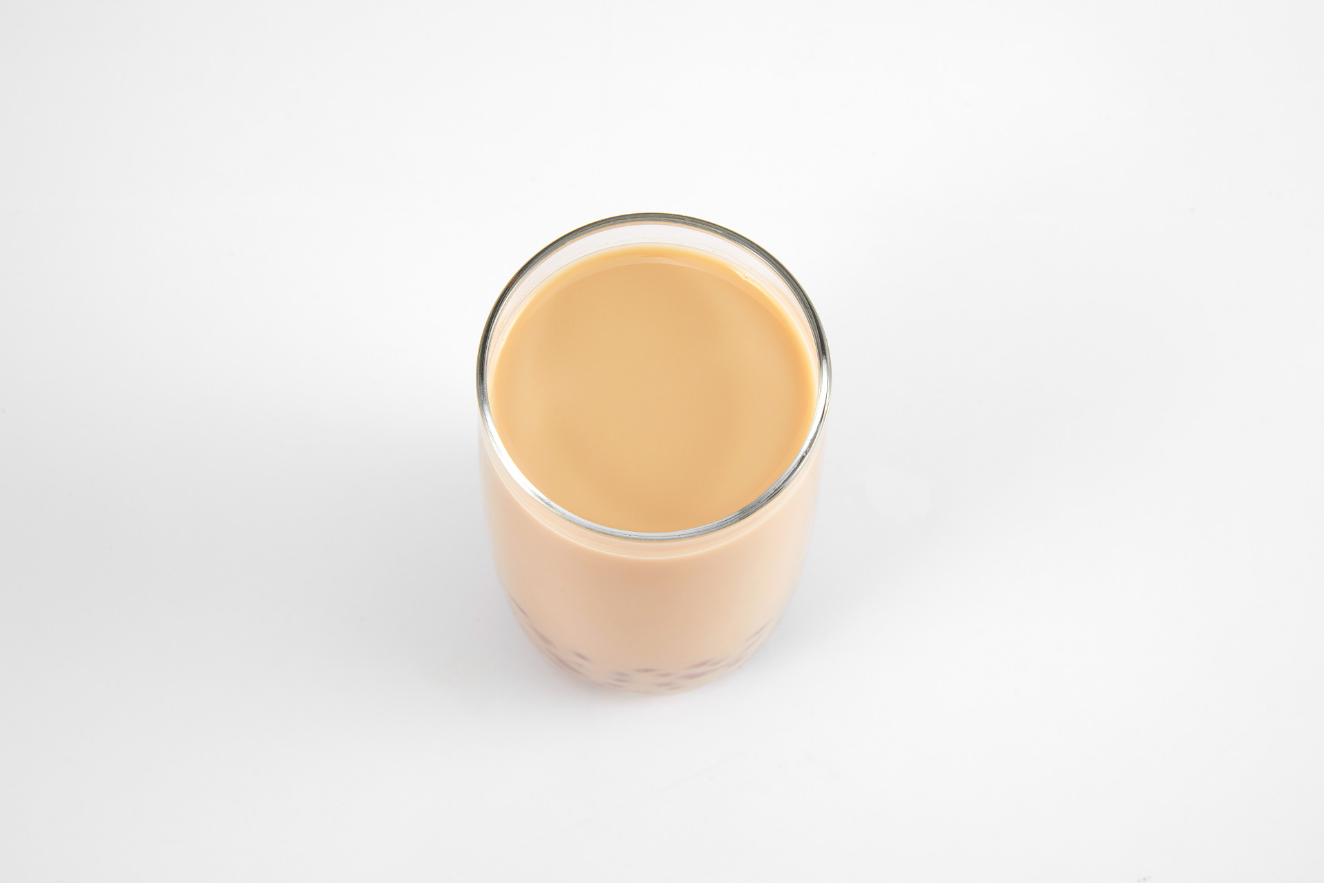 俯视角度灰底玻璃杯奶茶一杯奶茶红豆奶茶饮品饮料