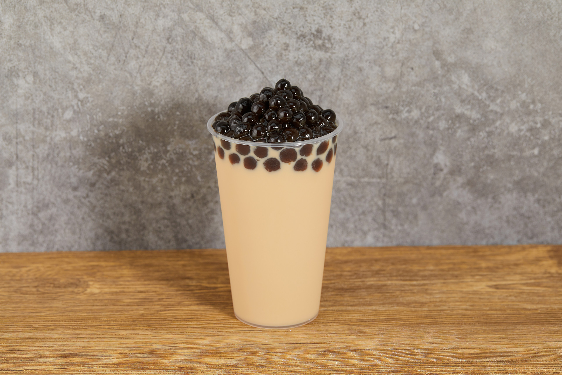 木纹桌子奶茶一杯奶茶珍珠奶茶饮品饮料