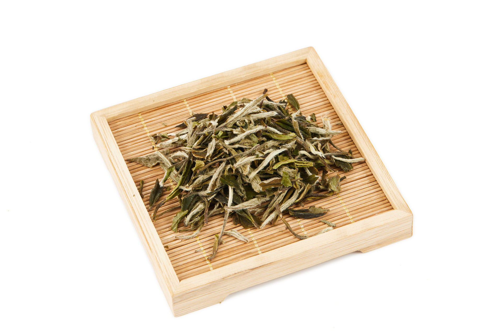 白底木质托盘白茶茶叶