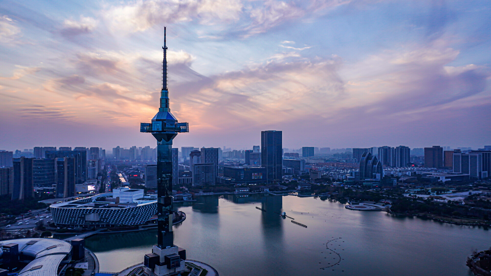 盐城市地标盐城晚霞聚龙湖景区盐城市金鹰世界