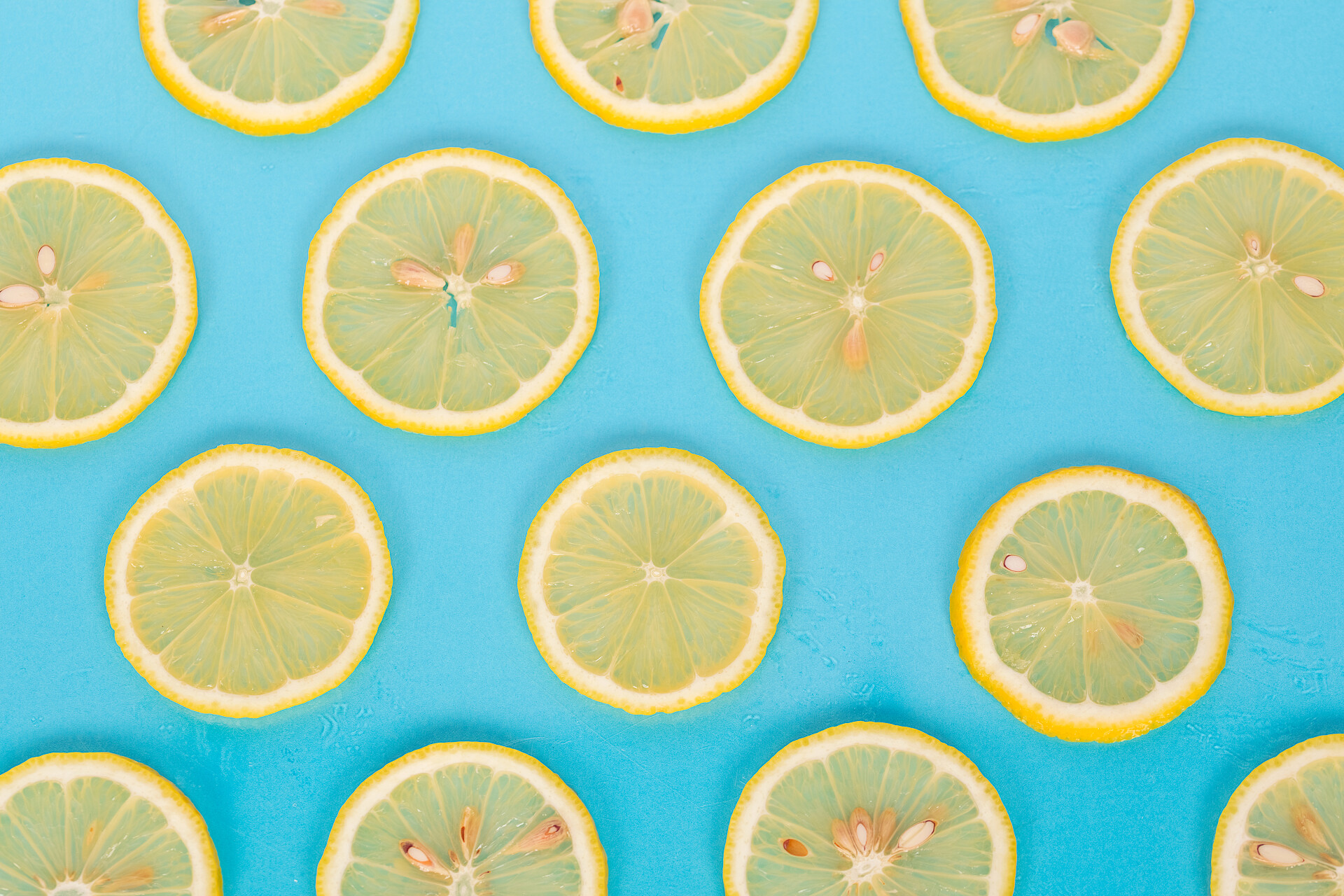 柠檬片创意蓝色背景