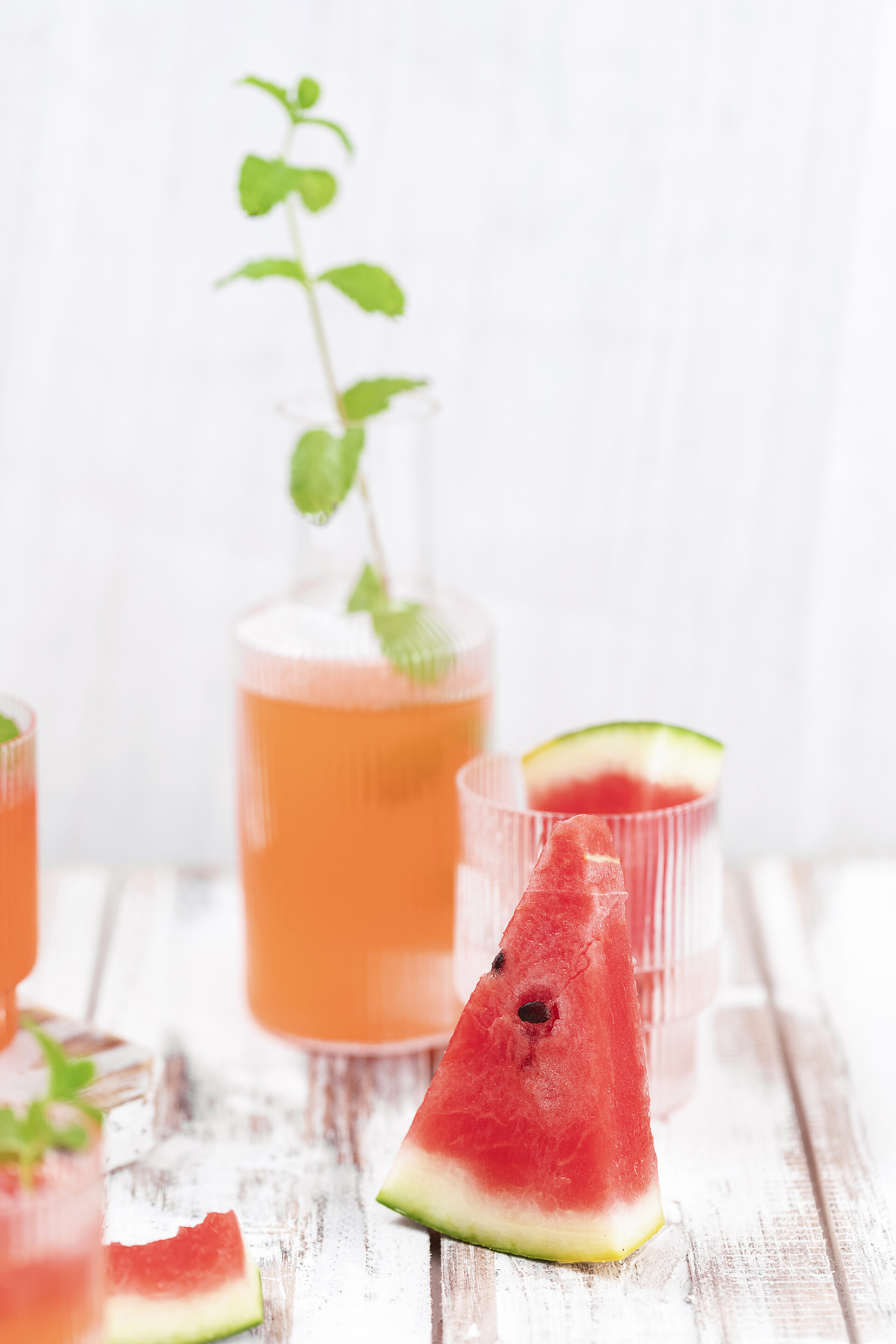 夏天冰爽冷饮西瓜汁素材